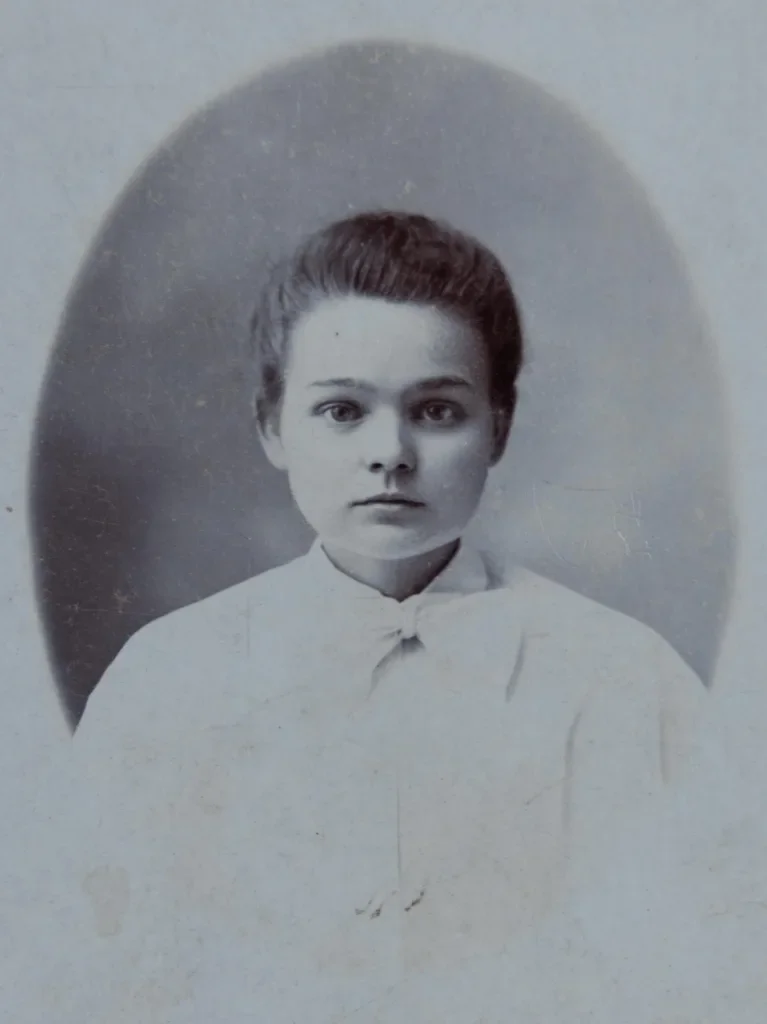 What are senior portraits? — from the Mind On Photography journal