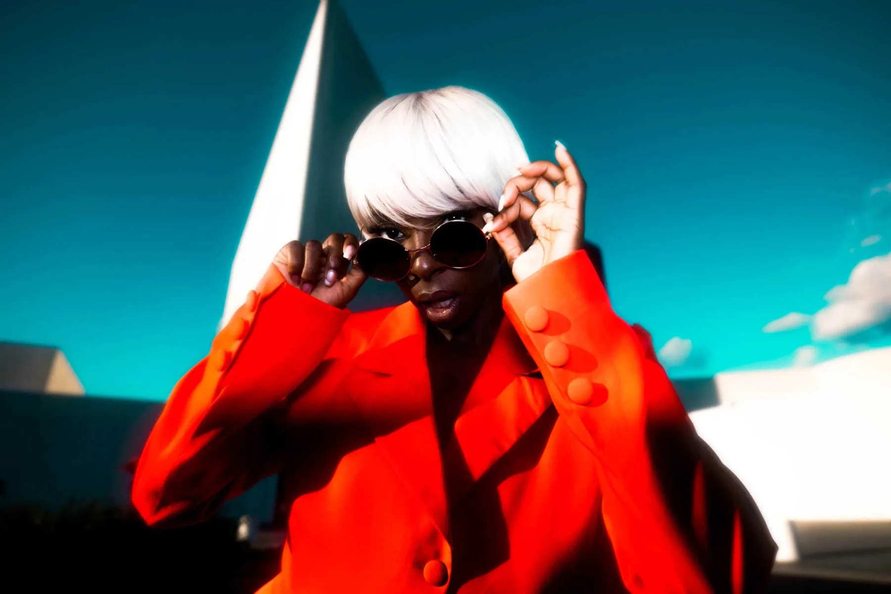 Creative fashion photography by Ivan Djikaev / Mind On Photography